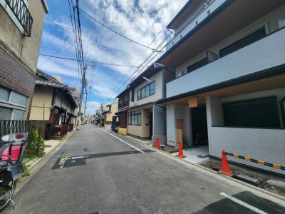 アドバンスコート四条堀川Ⅱの周辺|前面道路
