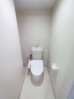 【トイレ】 | アピタシオン熊野 | 清潔感のあるトイレです