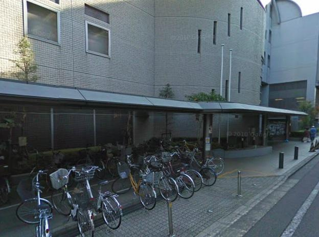 スカイコート新宿弐番館の周辺