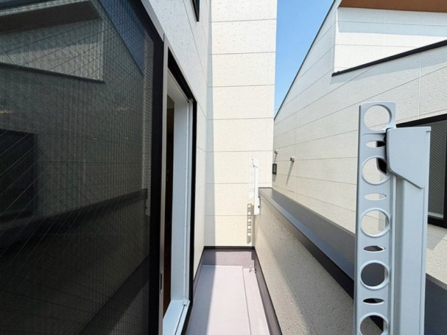新築戸建　茅ヶ崎市東海岸北5丁目の前面道路含む現地写真