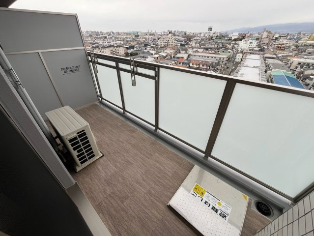 プレサンス庄内ブレイシスのバルコニー