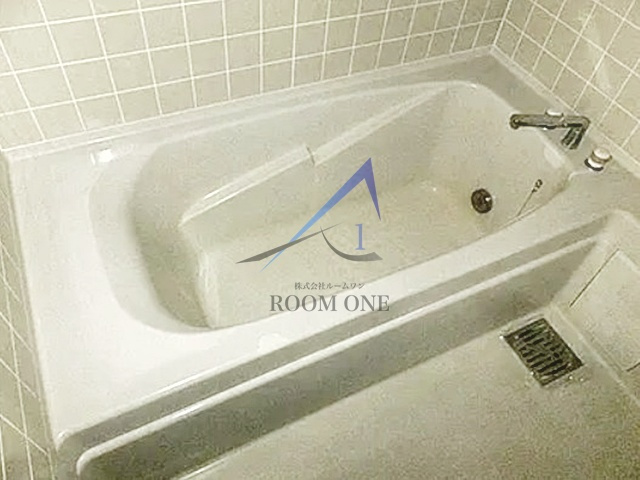 ＡＶＩＯＮの浴室|お風呂です。