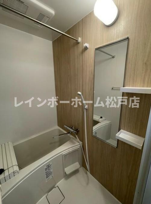 ベレガンス松戸Ⅴの浴室|ゆったり過ごせるお風呂です