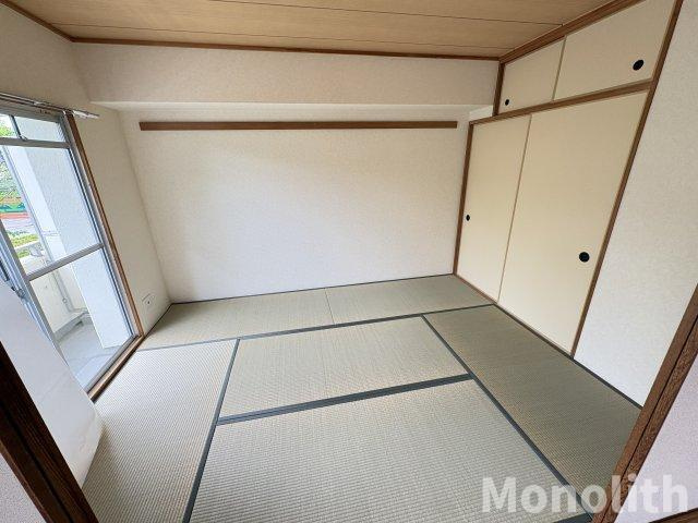 フレール助松101号棟の和室