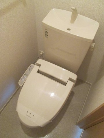 エス・フリーデ　Ⅱのトイレ