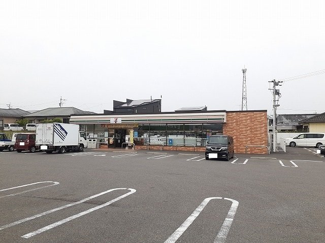 メゾン・ド・クラーラ　Ⅱの周辺|セブンイレブン都城インター店まで1000m