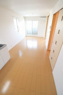 ジェルメＣの居間・リビング