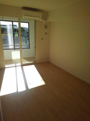 ベル・ルーチェの居間・リビング