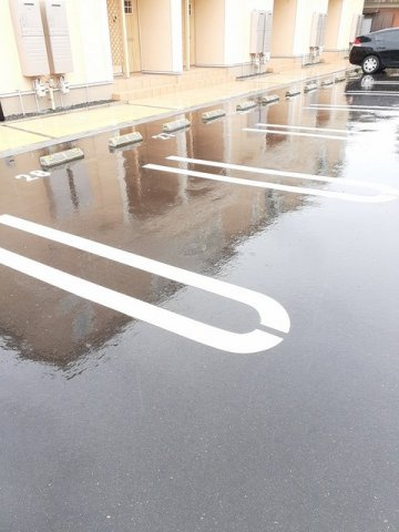 ｓａｌｉｅｎｔｅ　Ⅲの駐車場
