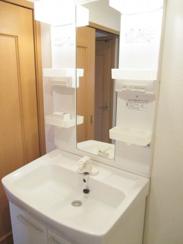 クレメントガーデンハウス　Ａ棟の洗面所