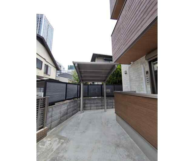 Ｃｈａｌｅｕｒｅｕｘ表参道のエントランス