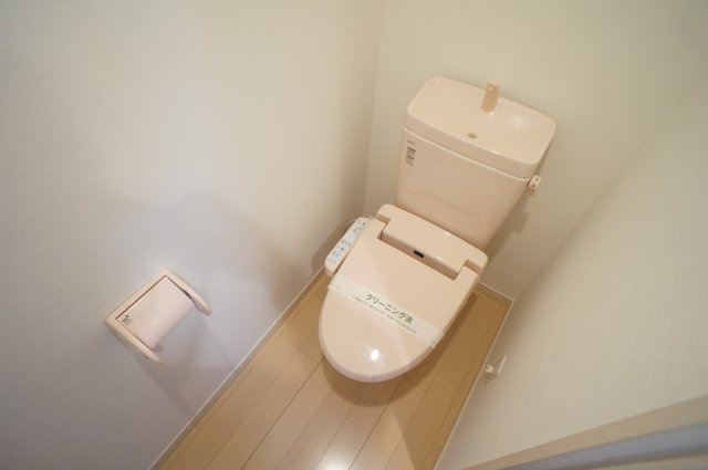 ソレイユ津田沼のトイレ|別のお部屋の写真です