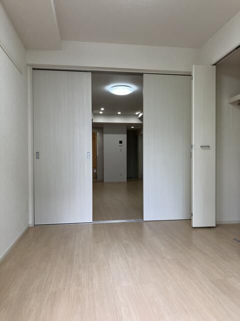 ＬＵＯＲＥ大塚の玄関