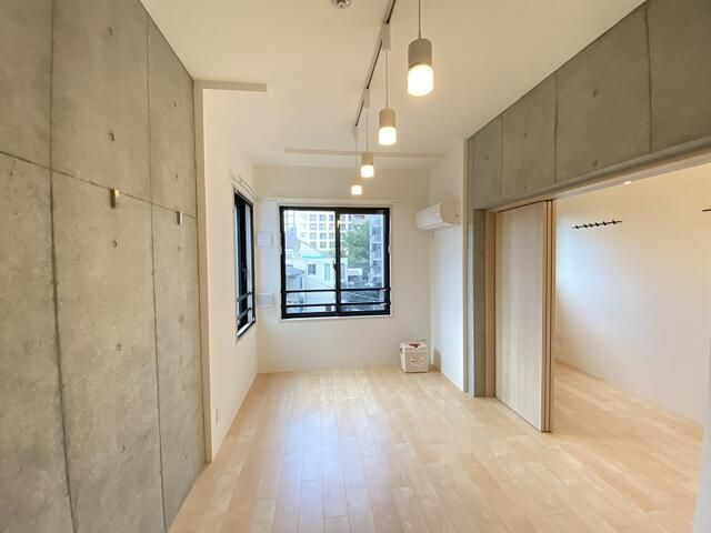 ＯＡＫ　ＶＩＬＬＡ　ＳＯＵ目黒の玄関