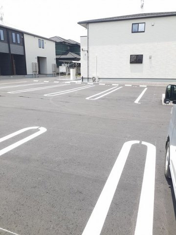 グランド　リスボア　Ⅰの駐車場