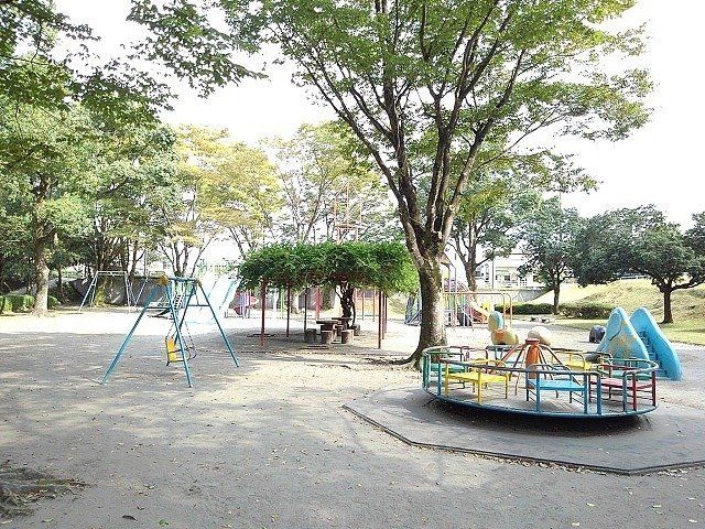 レバンテＢの周辺|栄楽公園まで750m