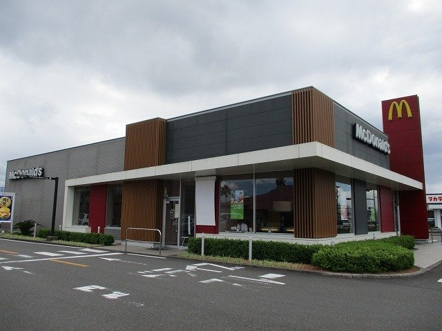 カーサ　アルバーダ　Ⅰの周辺|マクドナルド都城インター店まで1100m