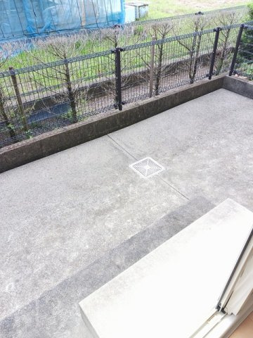 セレーノ・カーサ　Ａ棟の庭