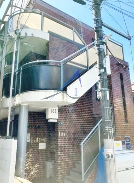 せぴあ館のエントランス|エントランスです。