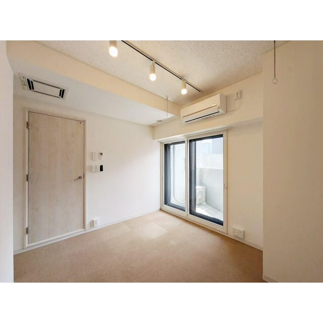 ラシクラス麹町の居間・リビング