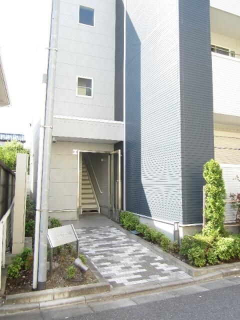 マルベリー小岩のエントランス
