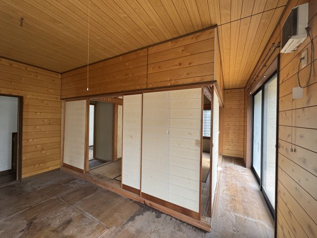 【居間・リビング】 | 児玉郡上里町七本木　中古住宅