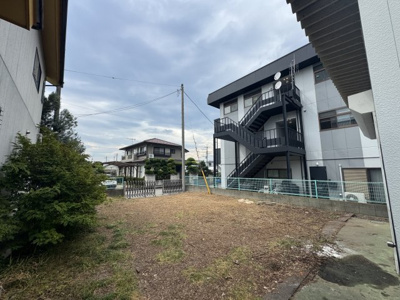 【前面道路含む現地写真】 | 児玉郡上里町七本木　中古住宅