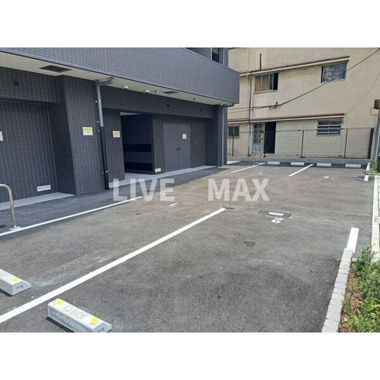 【駐車場】スプランディッド新大阪WEST 