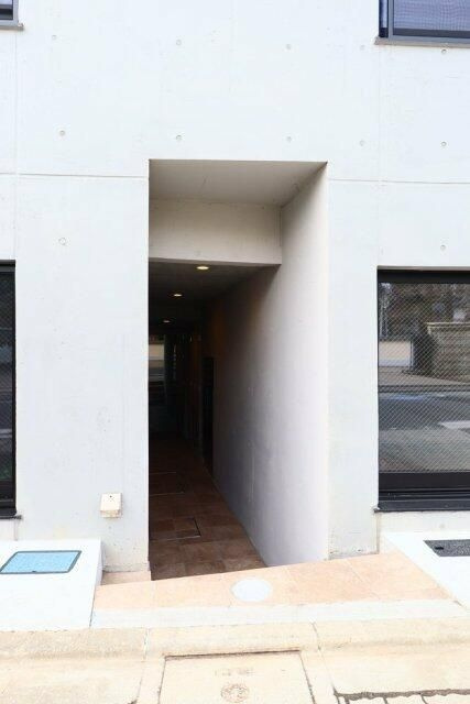 ＫＩ－ＦＬＡＴ永福町のエントランス