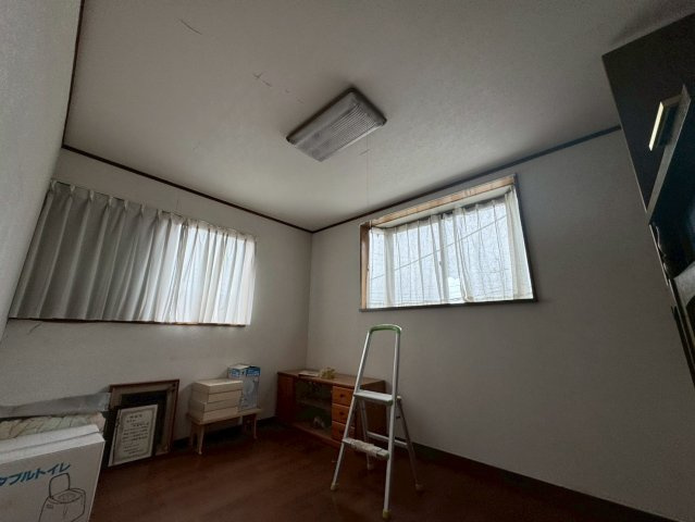 【洋室】 | 大里郡寄居町鉢形　中古住宅
