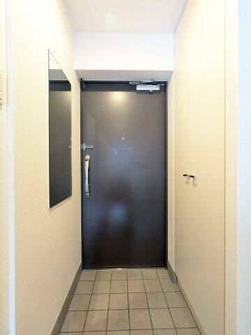 ガーデン荏原中延の玄関