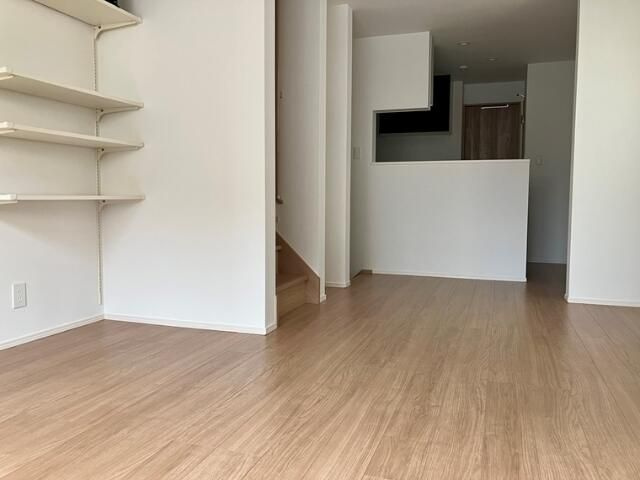 山王戸建の居間・リビング