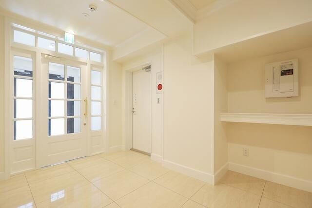 Ｌａ　Ｍａｉｓｏｎ　Ｄｅ　Ｐａｕｌのエントランス
