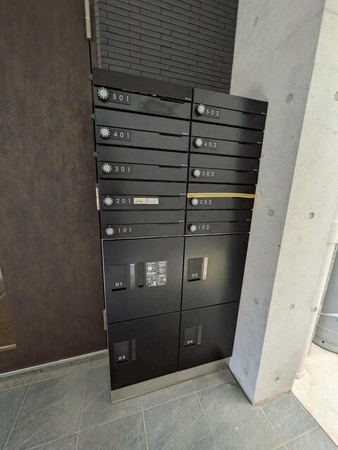 Ｌｉｖｉｘｉａ清川のエントランス