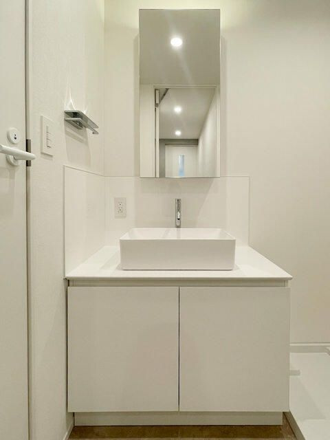 ＰＩＥＮＺＡ　中野新橋の洗面所