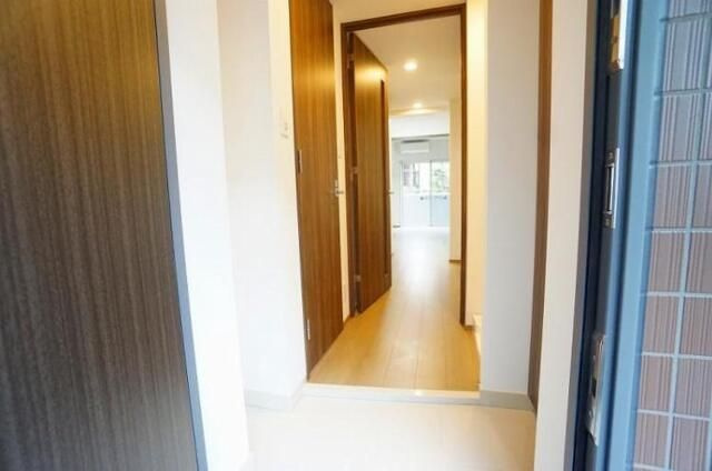 ＬＩＭＥＲＥＳＩＤＥＮＣＥ　ＨＩＫＩＦＵＮＥの玄関