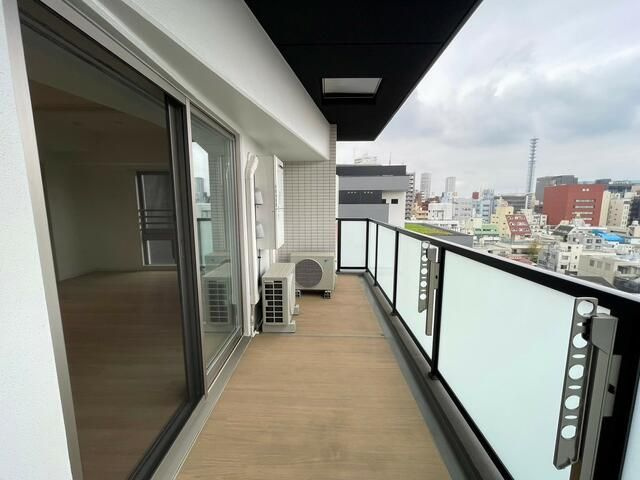 フレンシア四谷左門町のバルコニー