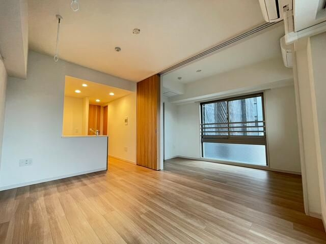 フレンシア四谷左門町の居間・リビング
