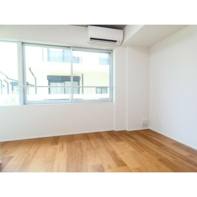 向丘・旬創館の寝室