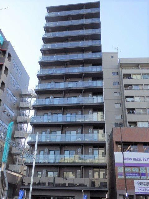 ＺＯＯＭ東新宿の外観