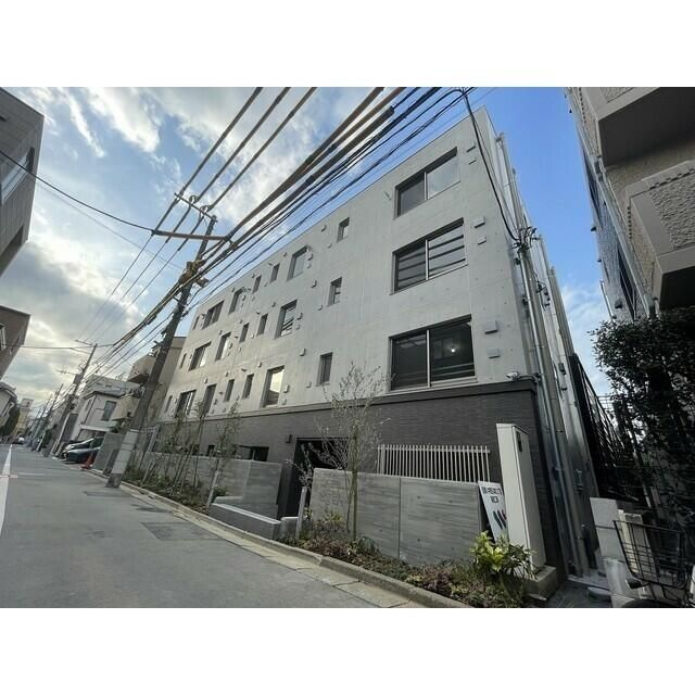 ウェルスクエア中野坂上Ⅱの外観