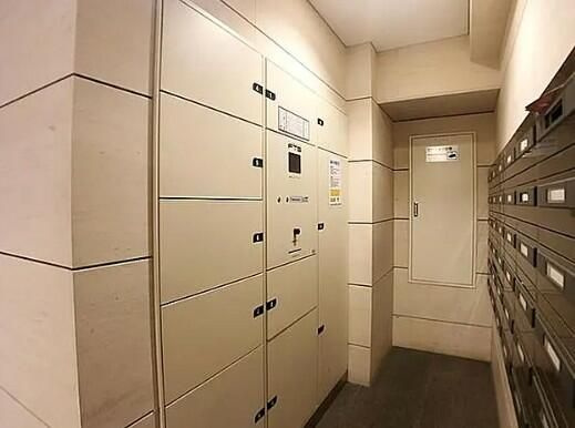 ブレシア銀座イーストのロビー
