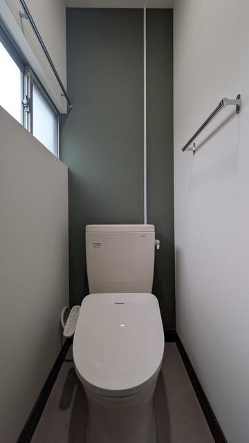 （Ｔ００５）東京都品川区西品川２丁目１７ー２１戸建のトイレ