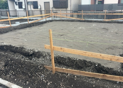 【防犯設備】 | 若松新築戸建 | 当然のことではありますが、オートロックやセンサーライト、ホームセキュリティーなどの防犯設備があれば、小さいお子様がいるご家庭も安心ですよね！まず物件購入の際は、防犯設備もチェックするようにしましょう。