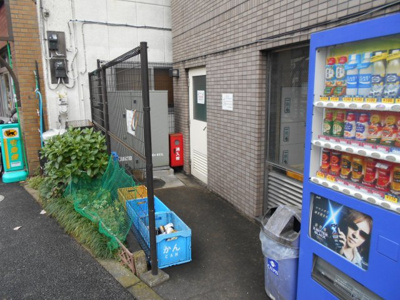 【設備】 | ルーブル新高円寺 | 敷地内ゴミ置き場。