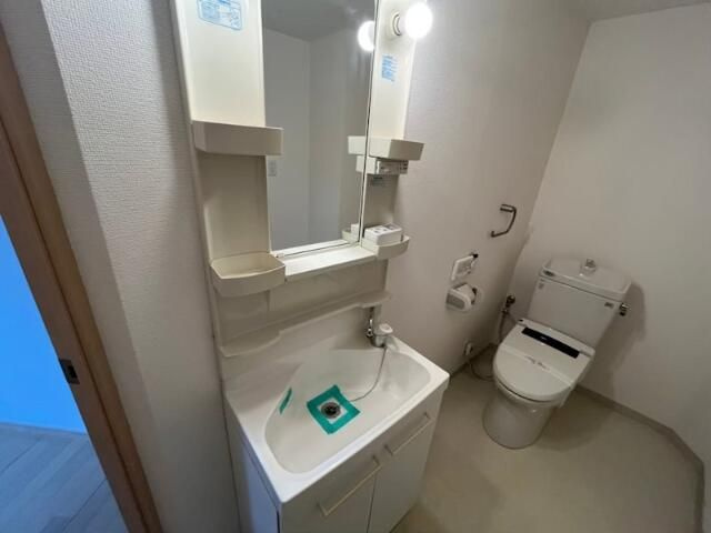 エテルノ池袋オーヴェストの洗面所