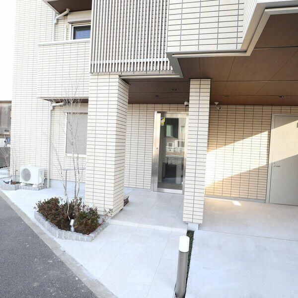 ＣＬＡＩＲ　ＣＯＵＲＴ（クレールコート）