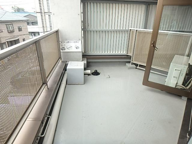 ウィルテラス新代田のバルコニー