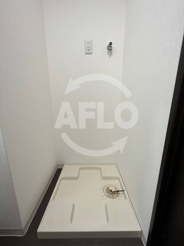 ステイブルコート弁天町の洗面所|ステイブルコート弁天町　室内洗濯機置場