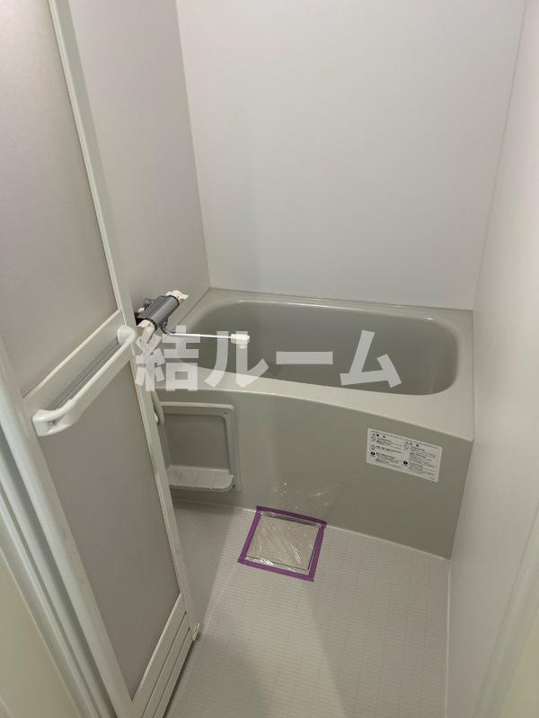 北区栄町のアパートの浴室